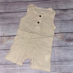 Linen romper size 3m